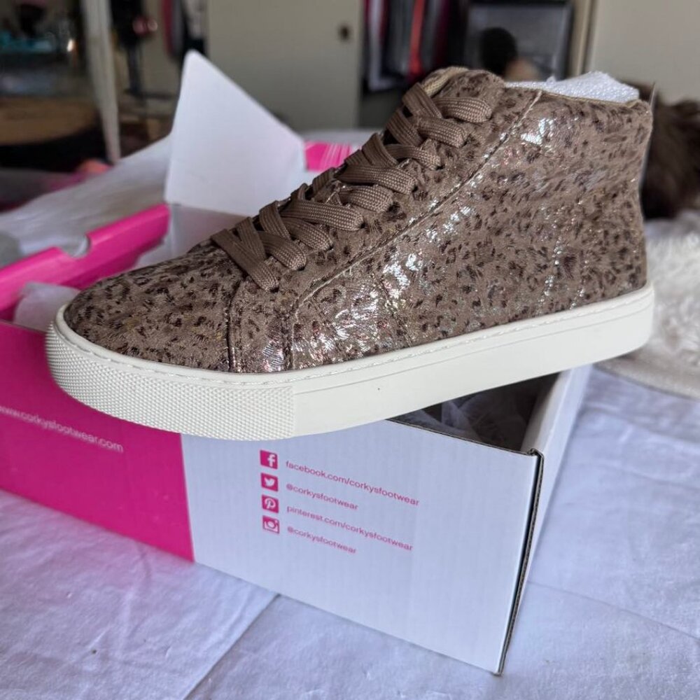 Leopard Corkys Zip Sneakers size 8